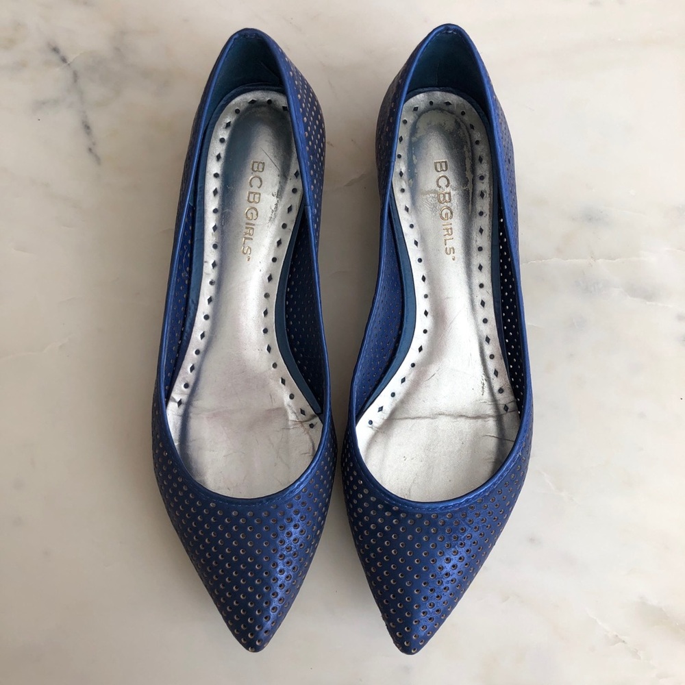 BCBGGirls Flats Size 7